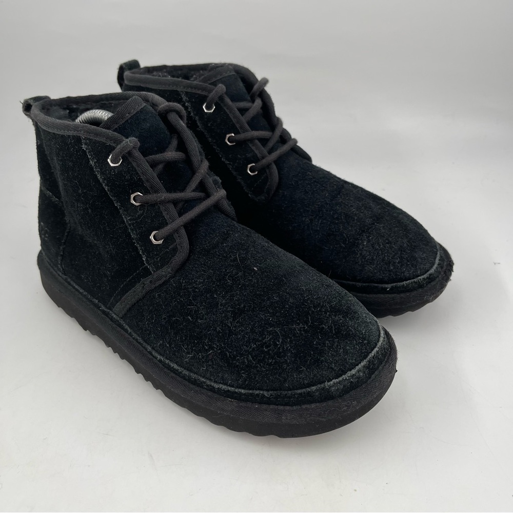 Ugg Unisex Kids Neumel II- SZ 6 -Black Suede‎ Lace-Up Sherpa Lined Chukka Boot - Picture 13 of 13